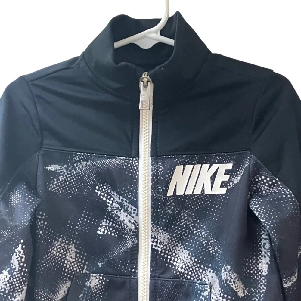 NIKE Boys Track Full Zip LOGO Jacket SZ 4 (X-Small) Pockets Multicolored Spring